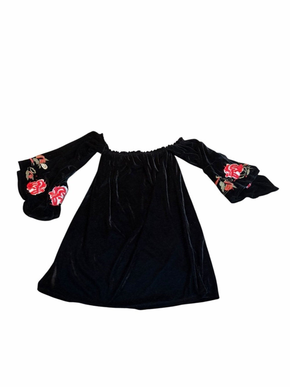 FRANCESCA’S velvet dress with embroidered flowers